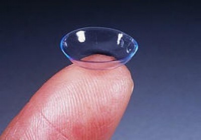 O que uma lente de contato mal adaptada pode proporcionar e como evitar